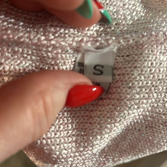 Sportsworks Studio Lightweight Sweater Top Pink Sequins Pockets Size Small USA - Picture 9 of 10